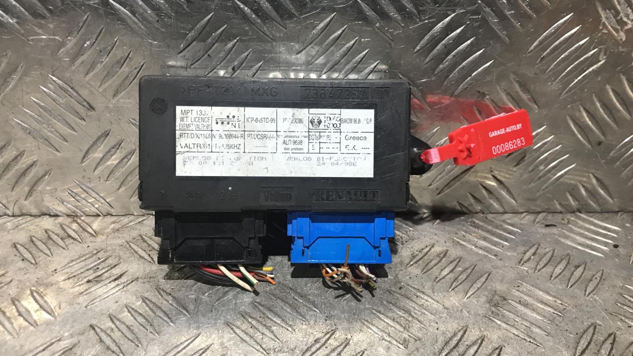 блок комфорта Renault Laguna 1 поколение 1998, 1.6 л., K4M 616, бензин, 5МКПП, универсал, 73847257, 96000644-R, ICP-045TC-96 - фото №1