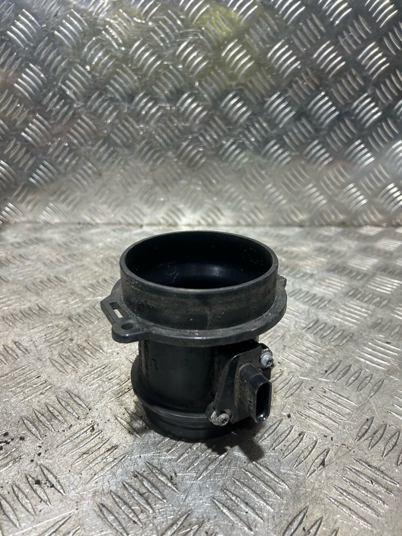 расходомер воздуха Audi A7 4G 2014, 3.0 л., CDUC, дизель, АКПП, лифтбэк, 420133471, 059906401N - фото №1