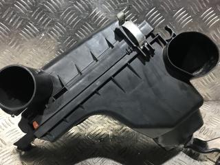 корпус воздушного фильтра Toyota Prius 3 поколение [рестайлинг] 2013, 1.8 л., 2ZR-FAE, бензин, вариатор, хетчбэк 5 дв., 17812-37030