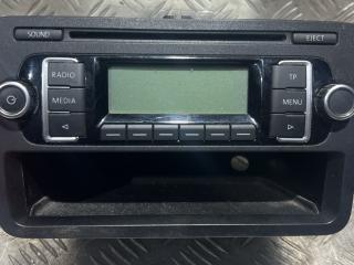 магнитола Volkswagen Golf 6 поколение 2010, 1.6 л., CAYA, дизель, 5МКПП, хетчбэк 5 дв., 1K0035156B