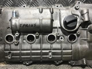 клапанная крышка Toyota Prius 3 поколение [рестайлинг] 2013, 1.8 л., 2ZR-FAE, бензин, вариатор, хетчбэк 5 дв.