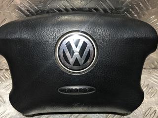 подушка безопасности водителя Volkswagen Golf 4 поколение 2001, 1.6 л., бензин, МКПП, хетчбэк 5 дв., 3B0880201AN