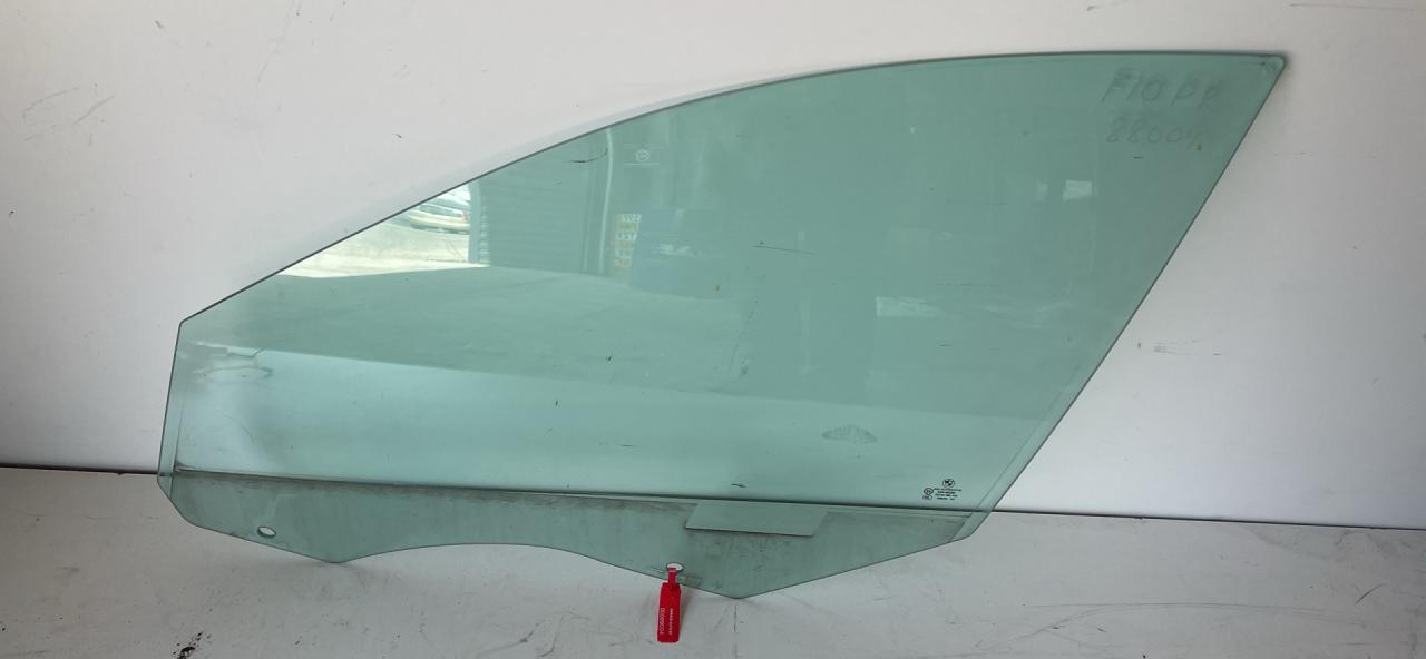 стекло двери передней левой BMW 5 серия F07/F10/F11 2012, 2.0 л., N20 B20 A, бензин, АКПП, седан - фото №1