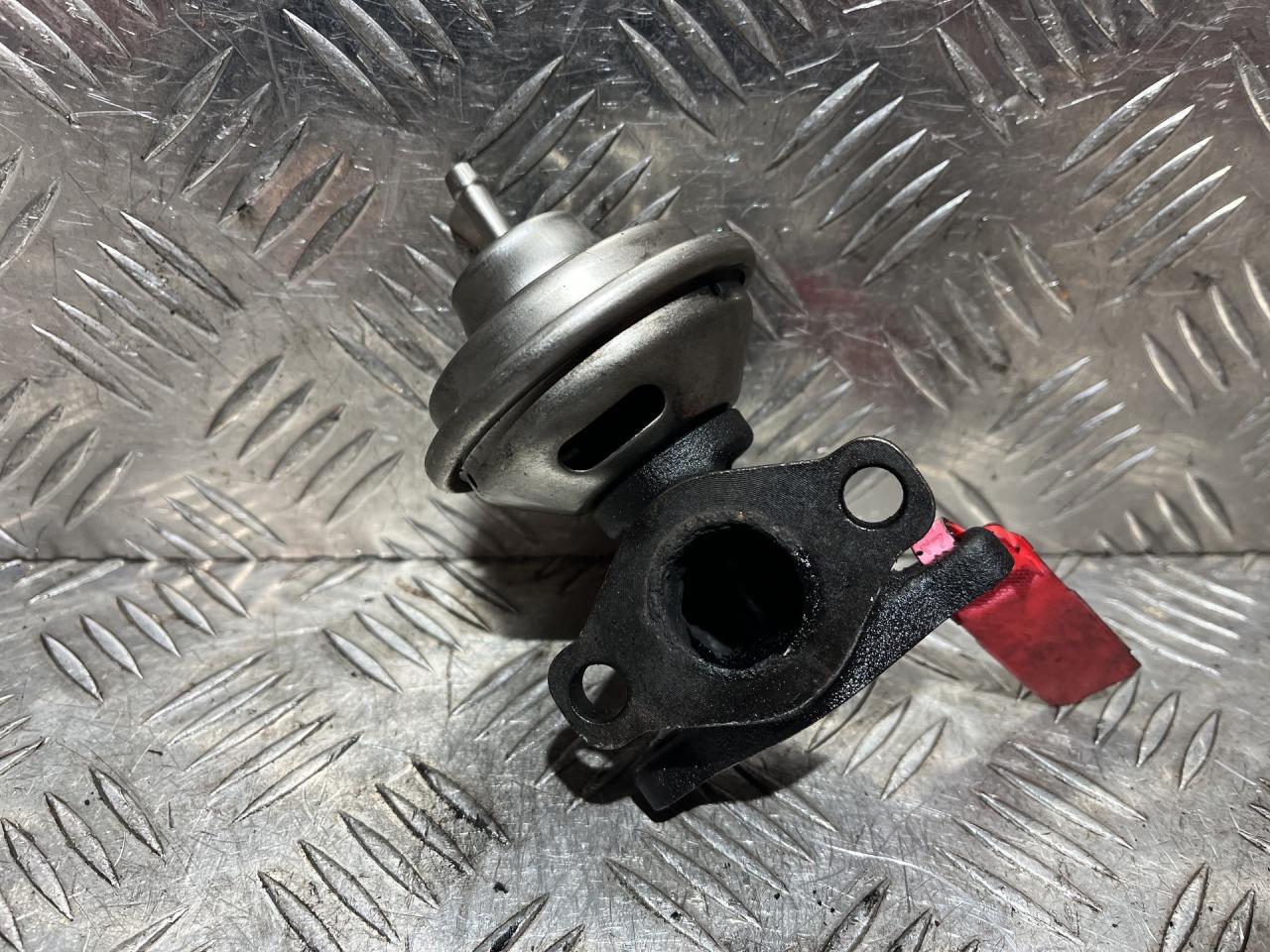 клапан EGR Volkswagen Sharan 1 поколение 1998, 1.9 л., дизель, МКПП, минивэн, 028131501E, 7.21723.02 - фото №1