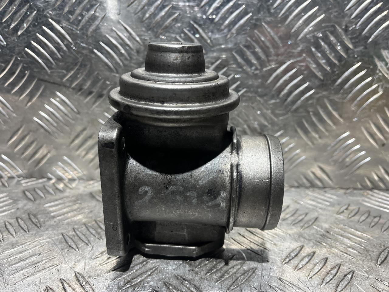 клапан EGR BMW 5 серия E39 1998, 2.5 л., TDS, дизель, седан, 98T066, 71-2247177, 7.21920.11 - фото №1