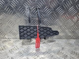 заглушка (решетка) в бампер Mercedes-Benz A-Класс W168/V168 [рестайлинг] 2002, 1.6 л., бензин, МКПП, хетчбэк 5 дв., 1688851423