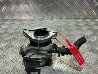 насос вакуумный Nissan Qashqai J10 [рестайлинг] 2011, 1.5 л., дизель, МКПП, внедорожник 5 дв., 8201005306B