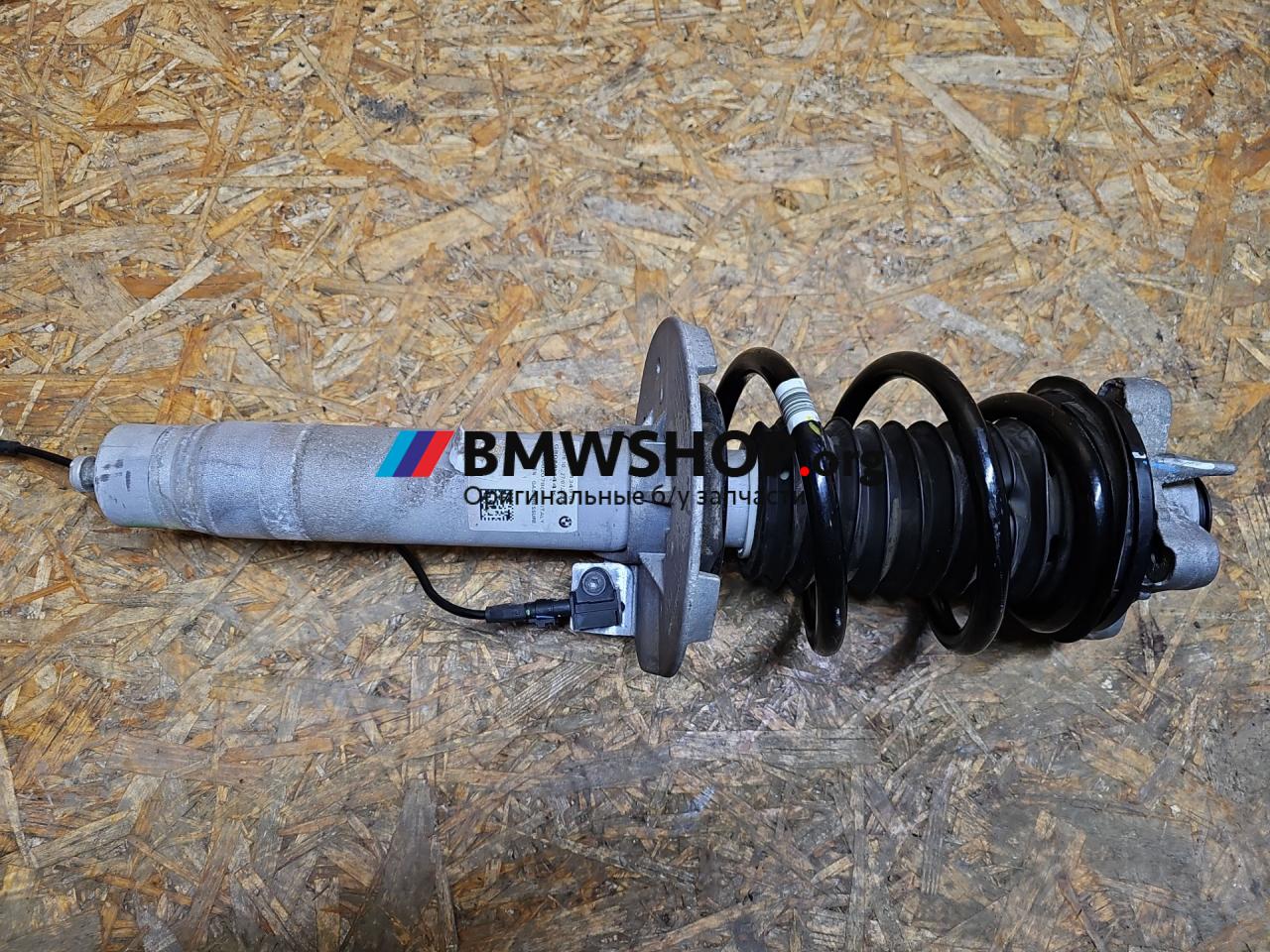 амортизатор передний левый BMW M2 G87 2024, 3.0 л., S58B30A, бензин, АКПП, c4p, купе, задний привод, правый руль, 8091349 - фото №1