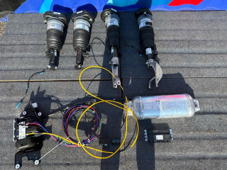 комплект пневмоподвески BMW X5 G05 [рестайлинг] G05 2023, 3.0 л., B58B30, бензин, АКПП, a96, внедорожник 5 дв., полный привод, 6869037, 6892425, 6878492, 5A70699