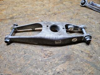 рычаг задний правый BMW M2 G87 2024, 3.0 л., S58B30A, бензин, АКПП, купе, 2284533