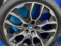 диск литой BMW X7 G07 [рестайлинг] G07 2023, 3.0 л., B58B30, бензин, АКПП, 475 black-sapphire metallic, внедорожник 5 дв., полный привод, 6895936, 6895935 - фото №5