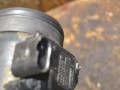 расходомер воздуха Audi A4 B5 (1994 - 1999), 1.6 л., бензин, 06A906461B - фото №4