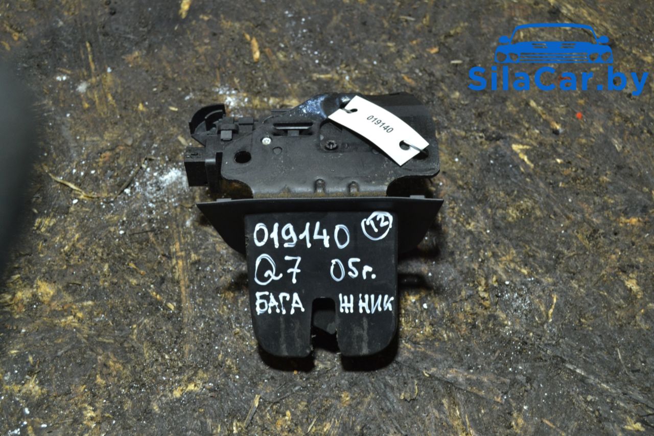 замок багажника Audi Q7 4L 2008, 3.0 л., дизель, 8P4827505C - фото №1
