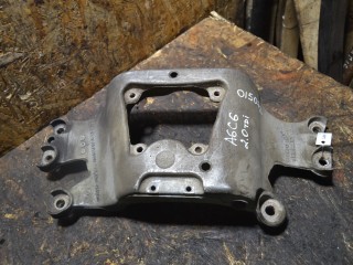кронштейн КПП Audi A6 4F/C6 (2004 - 2008), 2.0 л., TDi, дизель, 8K0399115T