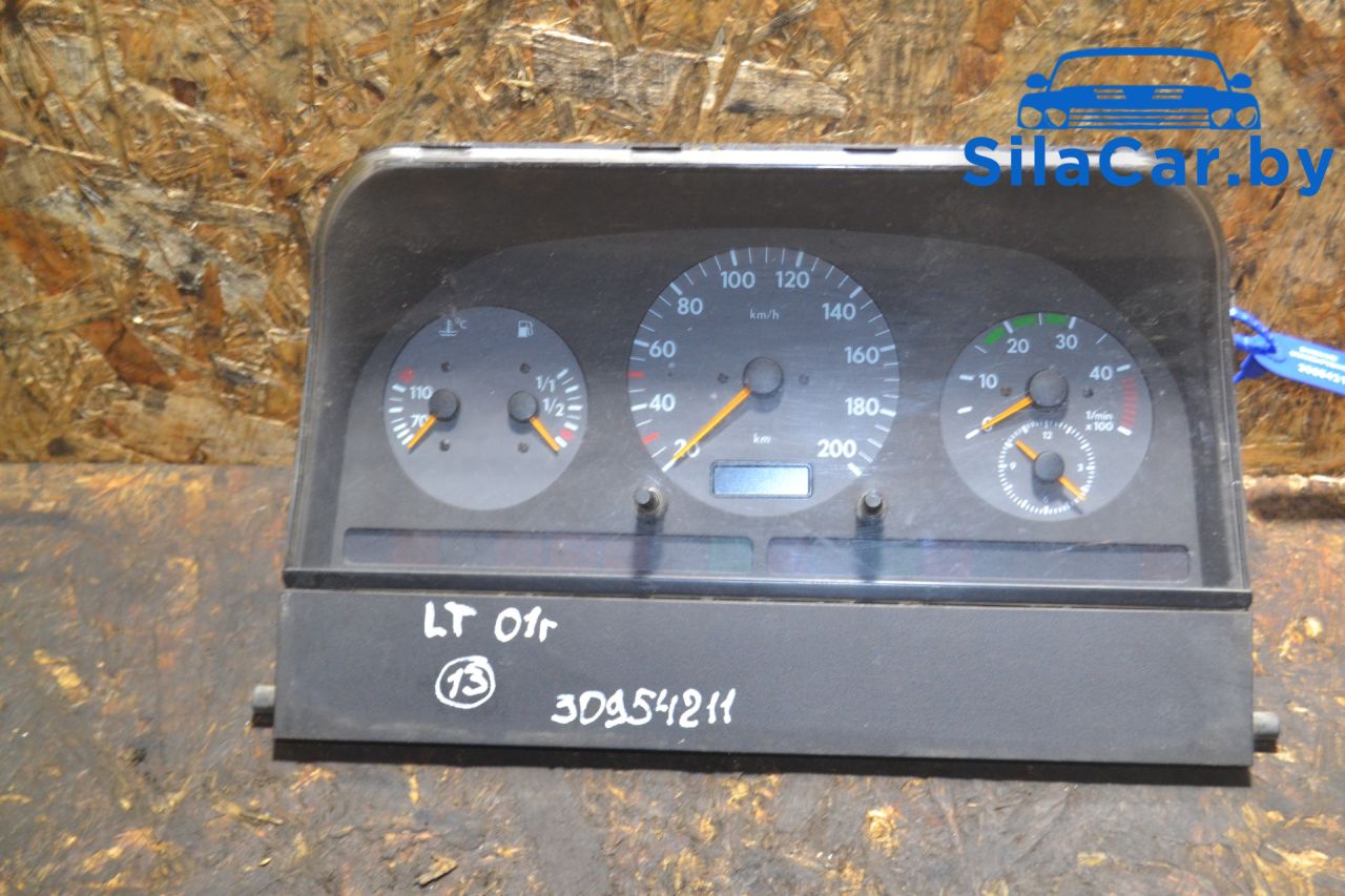 щиток приборов (приборная панель) Volkswagen LT 2 поколение (1996 - 2005), 2.5 л., дизель, 2D0919860F - фото №1