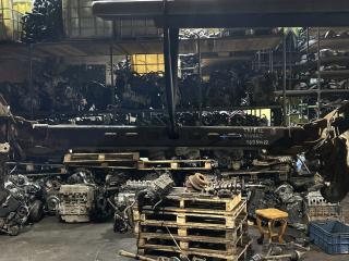 балка подвески задняя Renault Trafic 2 поколение 2001, 1.9 л., DCi, дизель, 8200609663, 93858741