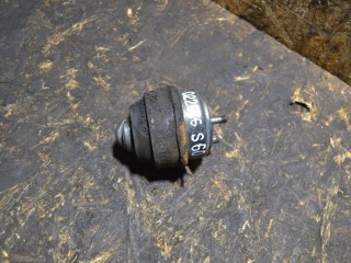 подушка крепления двигателя Volvo S60 1 поколение 2004, 2.4 л., дизель