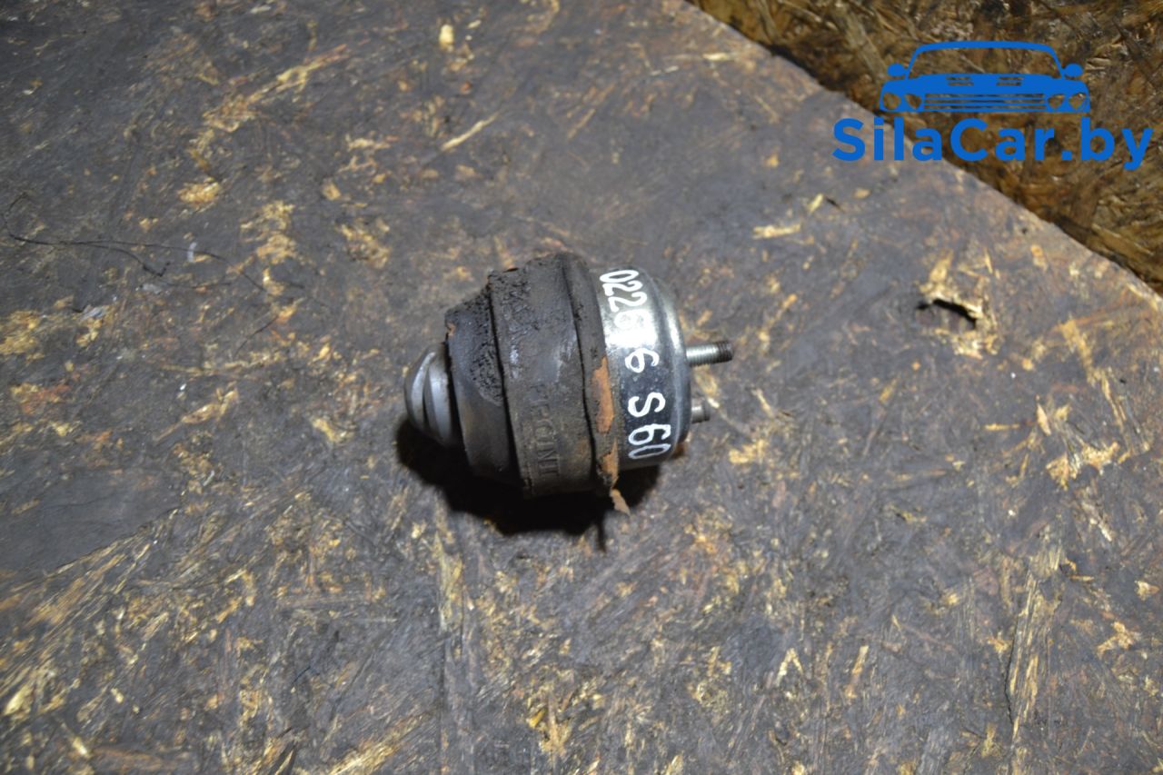 подушка крепления двигателя Volvo S60 1 поколение 2004, 2.4 л., дизель - фото №1