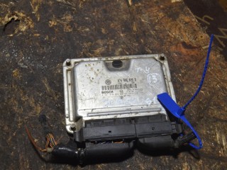 блок управления двигателем Volkswagen Transporter T4 2000, 2.5 л., дизель, 074906018B, 0281010084
