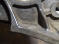 кронштейн полуоси Renault Scenic 2 поколение (2003 - 2006), 2.0 л., бензин, МКПП, 8200187544 - фото №3