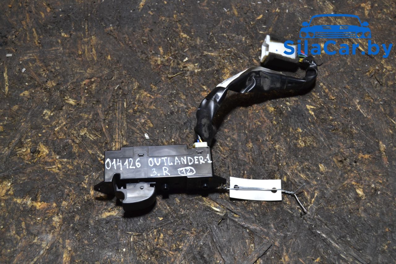 кнопка стеклоподъемника двери задней правой Mitsubishi Outlander 1 поколение 2004, MR502239 - фото №1