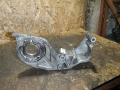 кронштейн генератора Mazda 6 1 поколение [рестайлинг] (2005 - 2008), 2.0 л., RF7J, дизель - фото №2