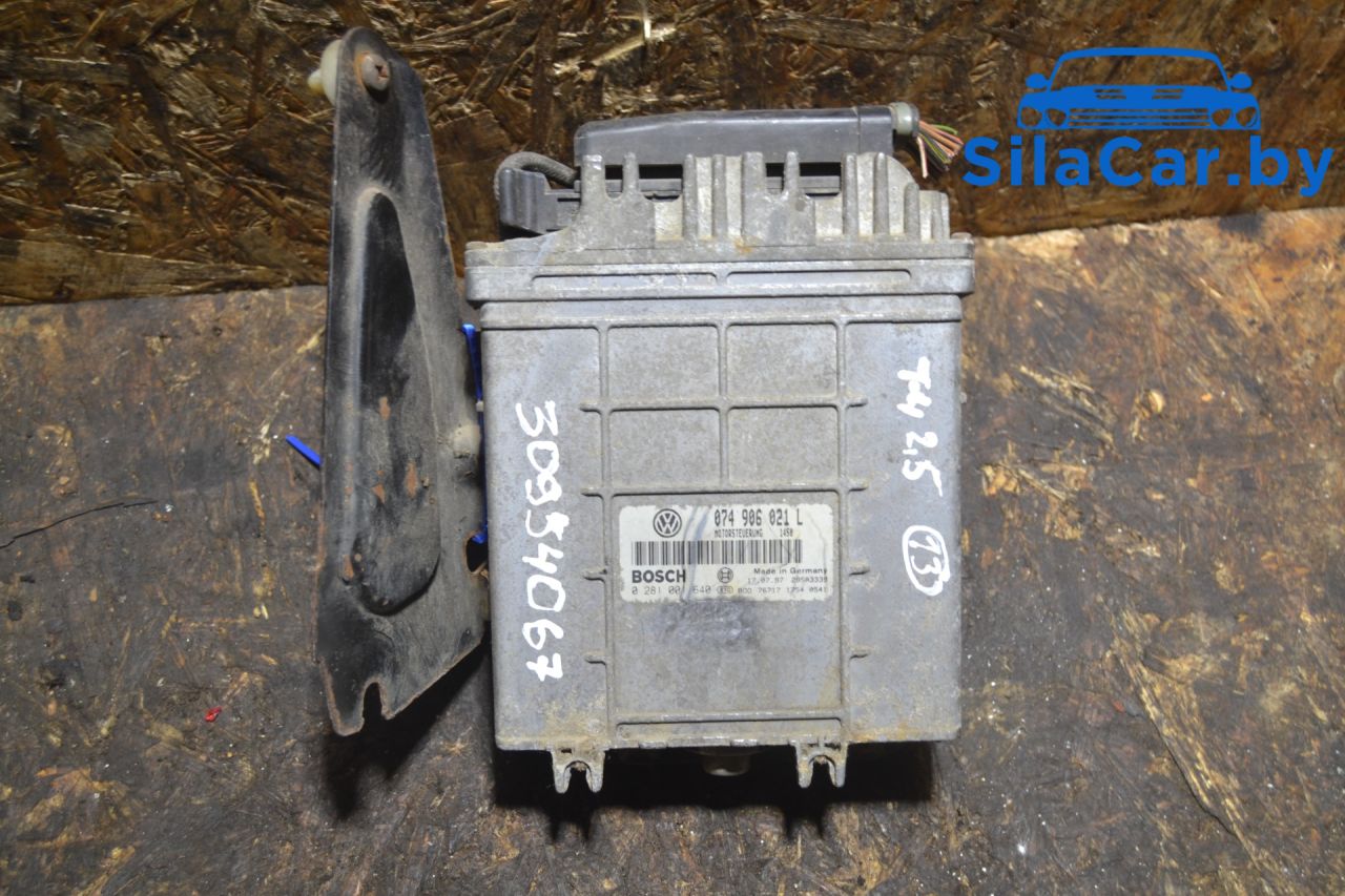 блок управления двигателем Volkswagen Transporter T4 (1990 - 2003), 2.5 л., дизель, 074906021L - фото №1