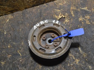 шкив коленвала Audi A4 B5 (1994 - 1999), 1.8 л., ADR, бензин, МКПП, 058105251