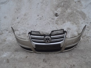 бампер передний Volkswagen Jetta 5 поколение 2006