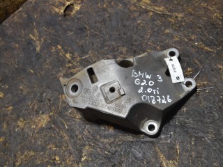 кронштейн двигателя BMW 3 серия G20 2022, 2.0 л., бензин, 22116876207