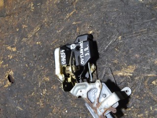 замок двери задней правой Mitsubishi Outlander 1 поколение 2004