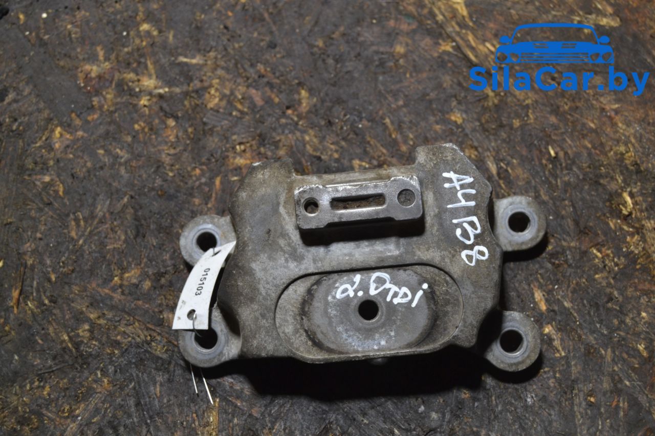 кронштейн КПП Audi A4 B8/8K (2007 - 2011), 2.0 л., TDi, дизель, 8K0399115T - фото №1