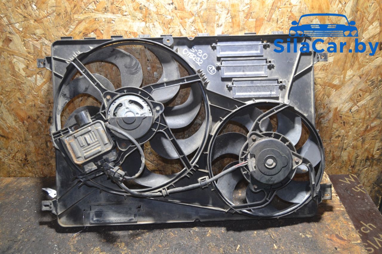 вентилятор радиатора Volvo S80 2 поколение 2008, 2.4 л., D 5244 T, дизель, АКПП, 8240547, 940009400 - фото №1