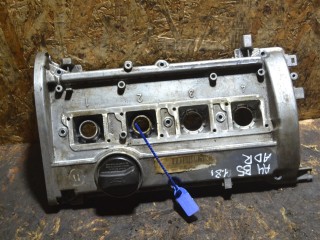 клапанная крышка Audi A4 B5 (1994 - 1999), 1.8 л., ADR, бензин, МКПП, 058103475G
