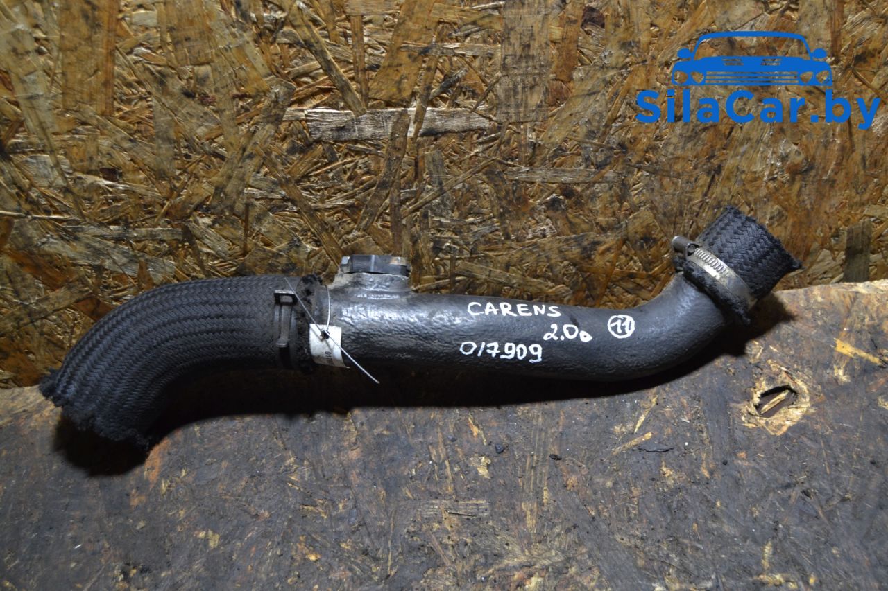 патрубок интеркулера Kia Carens 2 поколение (2002 - 2006), 2.0 л., CRDi, D4EA, дизель, 3930084400 - фото №1
