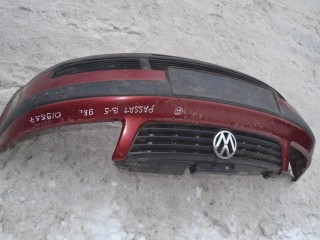бампер передний Volkswagen Passat B5 (1996 - 2001), 1.9 л., дизель