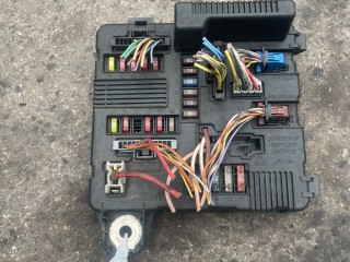 блок предохранителей Renault Scenic 2 поколение (2003 - 2006), 8200306032C