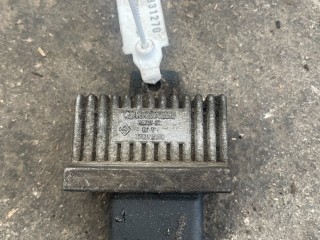 реле накала свечей Renault Laguna 2 поколение (2001 - 2005), 7700115078