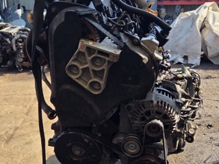 двигатель Renault Megane 2 поколение (2002 - 2006), 1.9 л., дизель, F9Q800