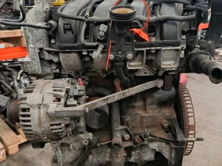 двигатель Renault Clio 3 поколение (2005 - 2009), 1.6 л., бензин, АКПП, K4M801