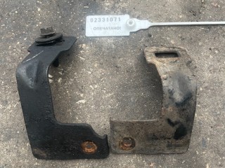 кронштейн радиатора Renault Master 2 поколение (1998 - 2003), 8200331252