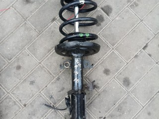 стойка передняя правая Renault Scenic 3 поколение (2009 - 2012), 1.9 л., дизель
