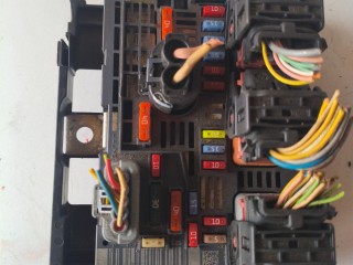 блок предохранителей Citroen Berlingo 2 поколение (B9) (2008 - 2012), BSMR02, 9666700180