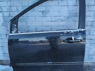 дверь передняя левая Chrysler Voyager 5 поколение (2007 - 2011)