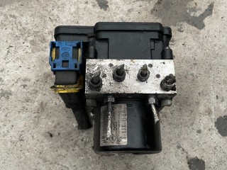 блок ABS Renault Megane 3 поколение (2008 - 2014), 476601563R