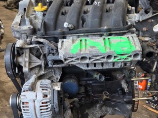 двигатель Renault Clio 2 поколение [2-й рестайлинг] (2003 - 2013), 1.4 л., бензин, K4JB711, K4J711