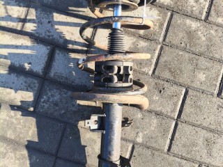 стойка передняя правая Renault Espace 3 поколение (1996 - 2002)