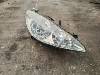 фара правая Peugeot 307 1 поколение [рестайлинг] (2005 - 2008), 9634369480