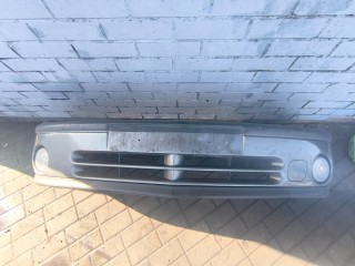 бампер передний Renault Laguna 1 поколение [рестайлинг] (1998 - 2001), 7700419761