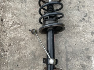 стойка передняя правая Renault Scenic RX4 1 поколение (1996 - 1999), 2.0 л., бензин